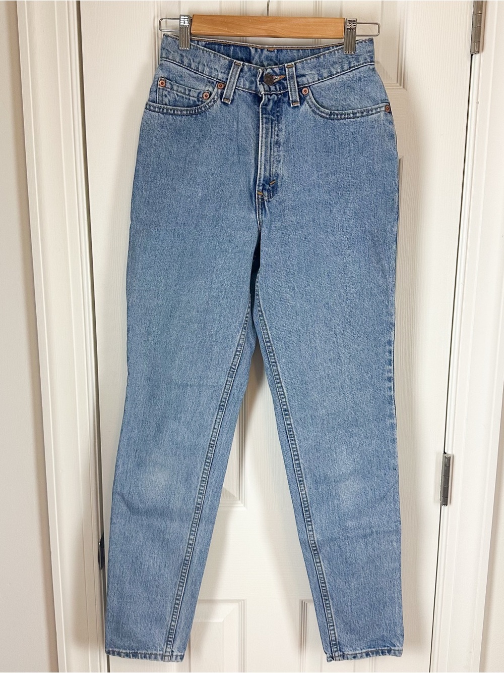 Vintage 90s Levi’s 512 Made in USA Light Wash Mom Jeans High Rise